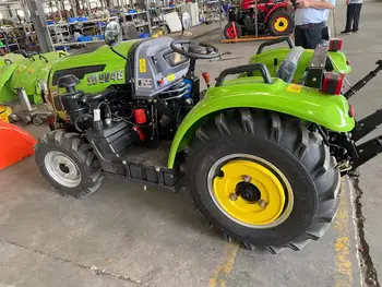 Mașini agricole Echipamente 4 cilindri motor de 25cp Tractor de vânzare